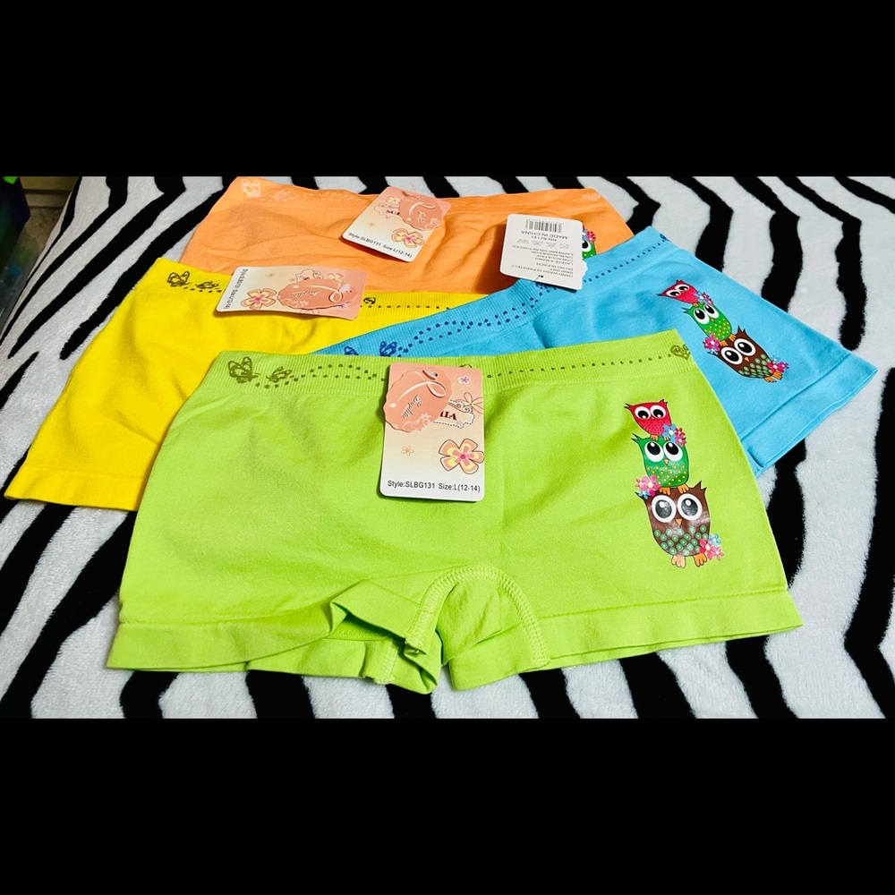 4 girls’ seamless boyshorts size 4-7